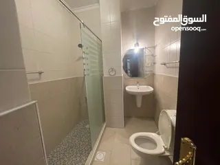  10 شقة للايجار في ام اذينه ( Property 37120 )-174985920
