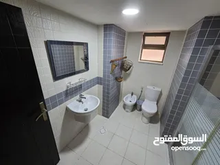  9 شقة مؤجرة شهري ب250 للبيع — فرصة استثمارية رائعة