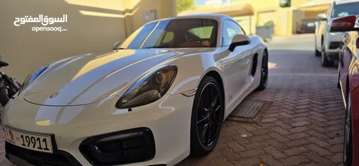  1 بورشه كايمان GTS مميزة