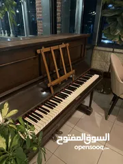  1 بيانو للبيع