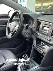  6 السيارة بحالة ممتازة موديل 2017/ ماكينة 1600cc/ وارد كوريا الجنوبية