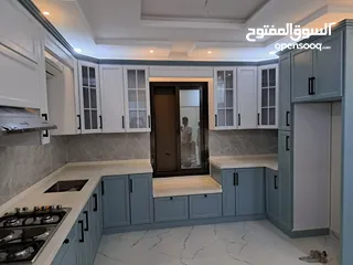  8 مطابخ المونيوم