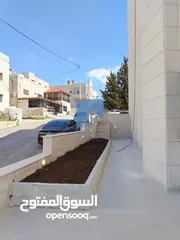  16 شقة أرضية فاخرة للبيع في خلدا - قرب إشارة البنك العربي 145م مع حديقة وترسات 120م لم تسكن