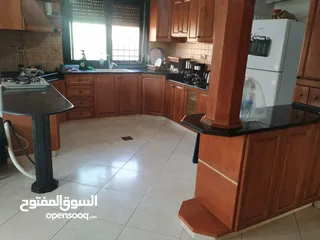  3 غرفه للأجار