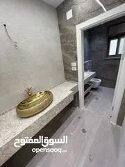  2 شركة سوبر ديلوكس