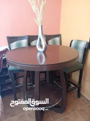  1 طاولة سفرة دائريه