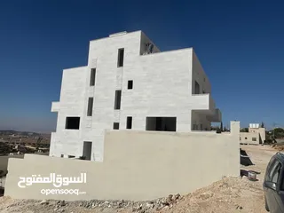  5 فيلا للبيع تحت الانشاء منطقة  ام رمانه