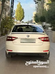  4 سكودا سوبيرب موديل2020 وترخيص 2019 فحص ممتاز ولا غرام بويه  مطور 1500 بنزين