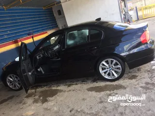  3 BMW 320 سيارة مسطرة نقبل فئة 50