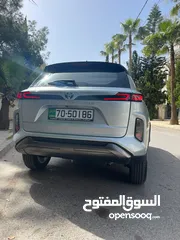  5 سيارة للإيجار تويوتا راف 4 كروس 2025 زيروو فل اوبشن بانوراما * *** المكتب الدبلوماسي لتأجير السيارات