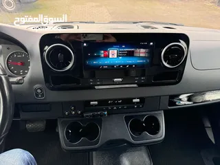  13 باص سبرنتر صندوق