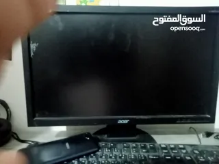  6 acerمستعمل نظيف لم يتم استخدامه الا مره واحده ويعمل بشكل جيد ومع هديه كيبورد+ماوس مجاناً بسعر جيد