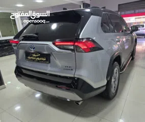  9 تويوتا راف فور 2022