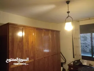  11 شقة مميزة للبيع - عين منجد / رام اللّٰه الموقع: عمارة السعادة - مقابل قيادة الشرطة مباشرة