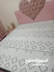  8 غرفة نوم كاملة تفصيل ، استعمال بسيط 4 شهور، شامل برادي ، سجادة،