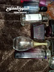 2 زجاج عطر فارغ اللي عنده ما يبخل علينا
