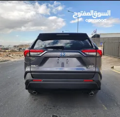  3 راف فور 2022 هايبريد للبيع. مسافة مقطوعه 19800 كيلومتر. XLE AWD فيراني