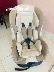  1 Baby car seater