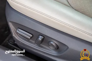  11 Toyota Camry Gle 2024  السيارة وارد و كفالة الشركة و قطعت 16,000 كيلو
