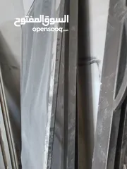  7 بابين حديد و المنيوم بحاله ممتازه