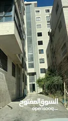  14 شقق للإيجار