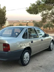  23 أوبل فيكترا 1991