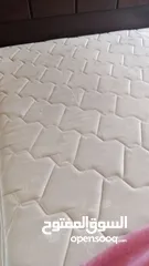  2 فرشة تخت مستعمله بحاله جيده