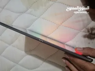  3 ايباد7 بحاله ممتازه  وسماعات محاكي