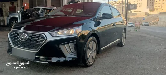  5 هيونداي أيونيك 2022 هايبرد لون اسود ميتاليك مميز جمرك جديد