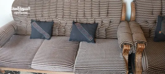  4 طقم كنب مع سجاد