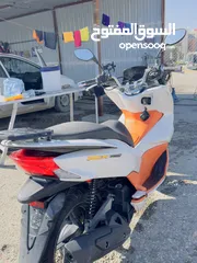  4 حجم المحرك150 PCX150