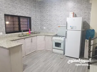  17 شالية للبيع