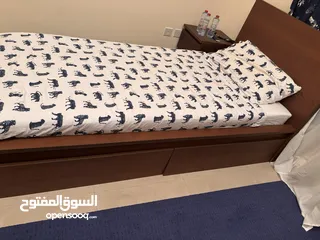  2 تخت خشبي مع درجين