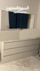  5 غرف نوم مودرن عدد 2 للبيع بحالة ممتازة two modern bedrooms in excellent condition for sale