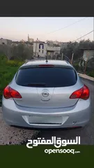 2 سياره أوبل أسترا