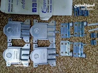  4 ماكينة ابواب خزائن متحركة+ عظمات ارفف