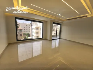 15 شقة فارغة للبيع بين الدوار الرابع و الخامس - ref: 14608