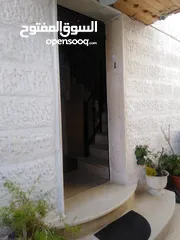  5 فيلا للبيع المستعجل