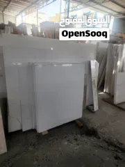  3 رخام ثاسوس كريستال يوناني الواح سماكه 20مم نوعيه فاخره مستوا قصور او بهو كبار الاعمال ارضيات او جدار