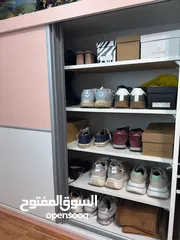  3 خزانة ملابس وخزانة أحذية و تسريحة للبيع