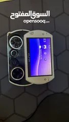  4 PSP GO Modded 16gb and 20 games