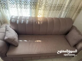  3 طقم كنب لون بيج في جبل الحسين