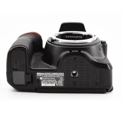  4 كاميرا نيكون دي 5600 بالكرتونة مع حقيبة وحامل تصوير / Nikon D5600 camera with box ,bag , tripod