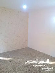  9 شقة للايجار  في حي الرشيد حي جعفر الطيار بجانب مسجد الإسراء