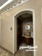  2 شقة مميزة للبيع في ضاحية الرشيد / شارع الجامعة
