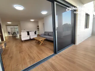  19 شقة مفروشة فخمة مع حديقة خاصة للإيجار في عين منجد