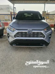  1 تويوتا راف فور موديل 2020 بلاك ادشن بحالة الوكاله للبيع