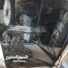  4 جهاز مع شاشة لداعي التطوير