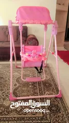  1 مرجوحة اطفال وكرسي شبه جديد