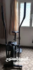  1 بيسكليت رياضة ثابت منزلي مستعمل بحال الجديد للبيع